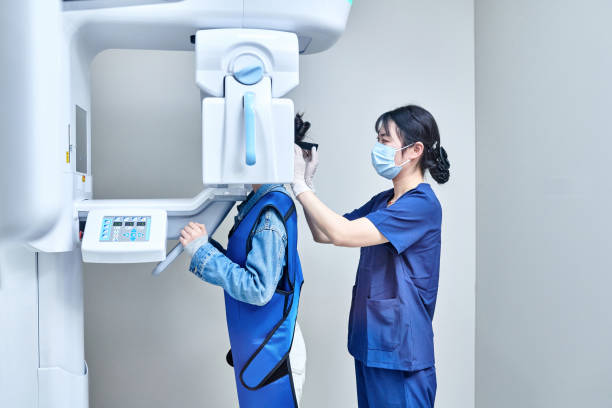 Best Emergency Dental Care for Broken or Chipped Teeth in Northbrook, OH